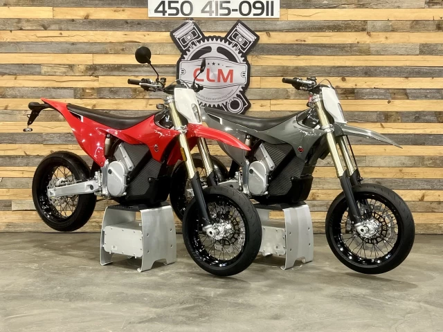 STARK FUTURE VARG SM - SUPERMOTARD + LEGALE SUR LA ROUTE + 60 HP @ 80 HP + 2 ANS DE GARANTIE + QUANTITÉ LIMITÉE  2026