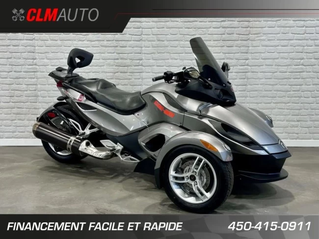 BRP CAN-AM SPYDER RS - ROADSTER SE-5 (SEMI-AUTOMATIQUE) SEULEMENT 29289 KM + RARE & IMPECCABLE A1 - 2011
