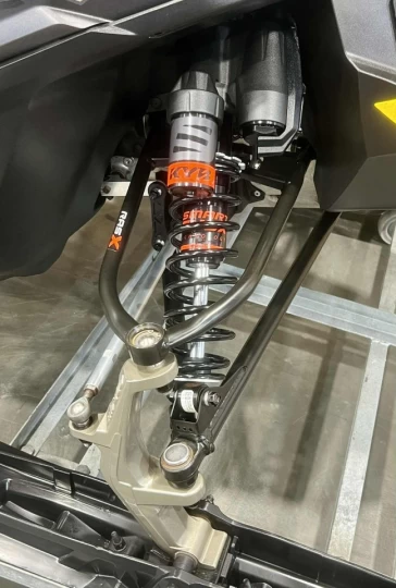 2022 BRP SKI-DOO MACH-Z 900 TURBO ''R'' 180 HP 137'' + SUSPENSION ELECTRONIQUE SMART-SHOX + 10943 KM 