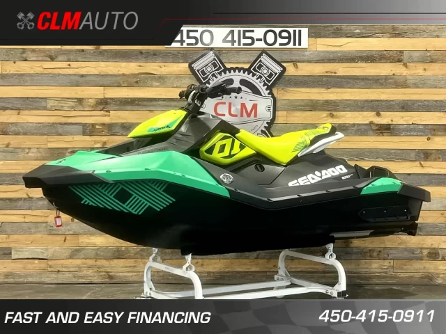 BRP SEA-DOO SPARK TRIXX 2UP + IBR + VTS + SEULEMENT 18 HR + RARE & CONDITION A1  2020