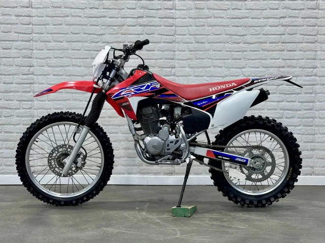 HONDA CRF 230F + DEMAREUR ELECTRIQUE + 4 TEMPS + MX - MOTOCROSS - TRAIL + RARE & A1  2027