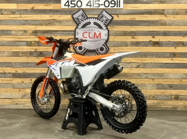 KTM 300 XC EFI + SEULEMENT 41 HR + 2 TEMPS + DEMARREUR ELECTRIQUE + RARE & CONDITION A1  2023