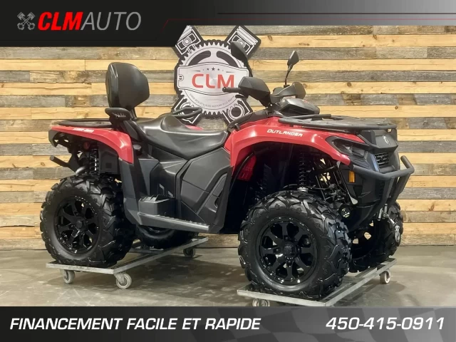 BRP CAN-AM OUTLANDER MAX 700 XT EFI + DPS + 4X4 + 742 KM SEULEMENT + TREUIL + MAGS  2023