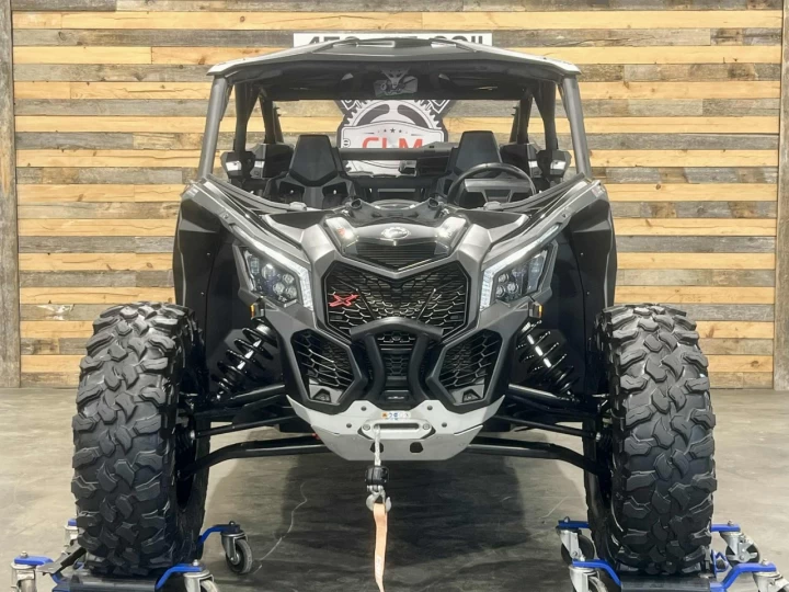 2024 BRP CAN-AM MAVERICK MAX X3 X-DS TURBO RR 200 HP + DPS + 4X4 + 4 PASSAGERS + SEULEMENT 2857 KM 