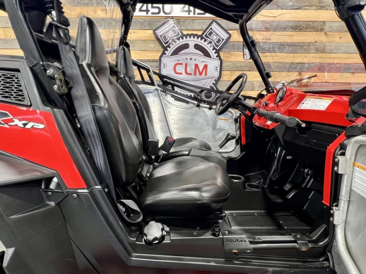 2011 POLARIS RZR XP 900 EFI + 4WD + FOX + SEULEMENT 5445 KM + RARE & CONDITION A1 