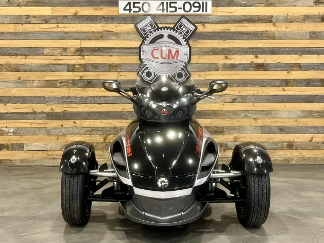 BRP CAN-AM SPYDER RS-S + SM5 EMBRAYAGE MANUELLE A CLUTCH + 87790 KM + PAREBRISE GIVI  2011