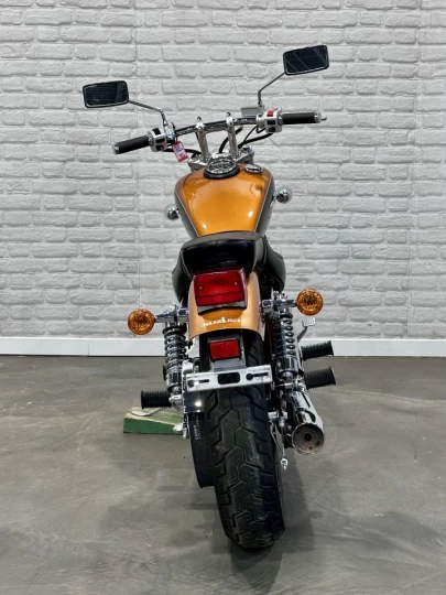 2013 SUZUKI BOULEVARD S40 650 cc + SEULEMENT 22408 KM + RARE & A1 
