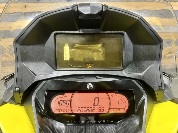 2022 BRP SKI-DOO RENEGADE X-RS 850 E-TEC 137''+ REV GEN4 + COULEUR RARE & CONDITION A1 