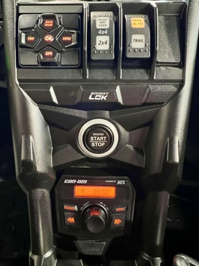 2020 BRP CAN-AM MAVERICK X3 X-RS TURBO ''RR'' 195 HP + 4X4 + DPS + 72 POUCES + RARE 