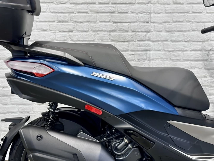 2024 PIAGGIO MP3 530 HPE VERSION EXCLUSIVE MP3 530 HPE VERSION EXCLUSIVE + A.B.S + SEULEMENT 640 KM + MODE RARE & A1 