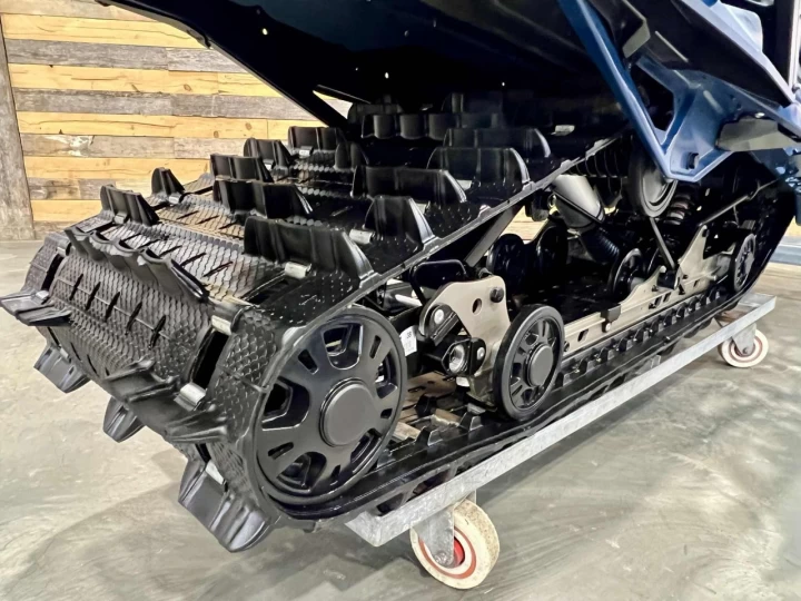 2025 BRP SKI-DOO EXPEDITION S.E-SPECIAL EDITION 900 ACE TURBO EFI 130 H.P + ITC + WT-WIDE TRACK 20'' + BANC DOUBLE + COFFRE LINQ + GARANTIE 