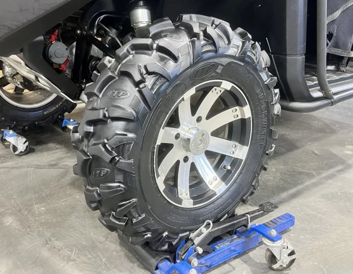 2018 BRP CAN-AM DEFENDER XT HD-10 + 4WD + DPS + BEAUCOUP D'ÉQUIPEMENTS $$$ + RARE & A1 