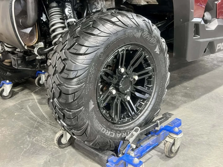 2021 POLARIS GENERAL 4 CREW EDITION DELUXE 1000 EFI + 4X4 + EPS + RIDE COMMAND GPS / AUDIO + FOX QS3 + 4 PASSAGERS 