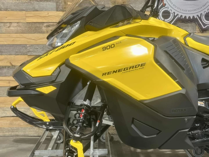 2023 BRP SKI-DOO RENEGADE ADRENALIME 900 ACE EFI ITC 137'' + REV GEN4 + 11202 KM + CONDITION A1 