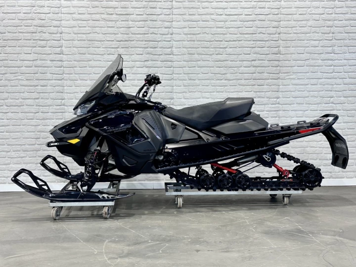 2022 BRP SKI-DOO RENEGADE ENDURO 900 ACE EFI 137'' + SUSPENSION A AIR + REV GEN4 + 18641 KM + RARE & A1 