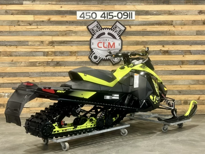2018 BRP SKI-DOO RENEGADE X 1200 EFI 4-TEC 137'' ITC + 19763 KM + COULEUR RARE & CONDITION A1 