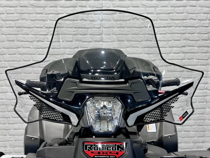 2019 HONDA TRX FOREMAN RUBICON 500 DELUXE + 4WD + POWER STEERING + SEULEMENT 790 KM + IMPECCABLE & RARE 