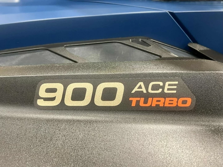 2025 BRP SKI-DOO EXPEDITION S.E-SPECIAL EDITION 900 ACE TURBO EFI 130 H.P + ITC + WT-WIDE TRACK 20'' + BANC DOUBLE + COFFRE LINQ + GARANTIE 