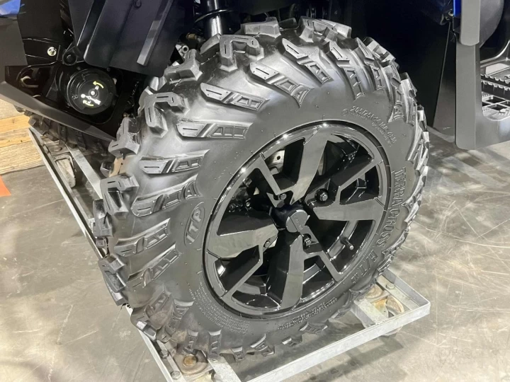 2023 BRP CAN-AM OUTLANDER MAX 850 XT + D.P.S + 4X4 + SEULEMENT 199 KM + IMPECABLE A1 