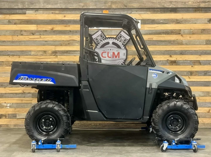 2017 POLARIS RANGER EV - VEHICULE ELECTRIQUE + 4X4 + 2 PASSAGERS + 4 PNEUS NEUFS 