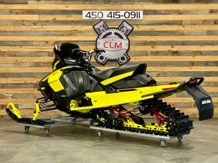2021 BRP SKI-DOO RENEGADE X 900 ACE EFI TURBO ITC 137'' + REV GEN4 + RAS X + SEULEMENT 7937 KM + RARE & A1 