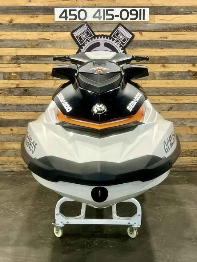 BRP SEA-DOO GTS 130 H.P + 3 PASSAGERS + 176 HR + IMPECCABLE A1  2016