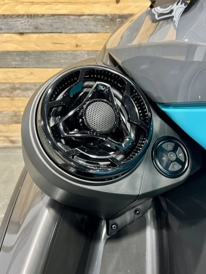 2024 BRP SEA-DOO GTR 230 H.P + I.B.R + V.T.S + AUDIO PREMIUM + 3 PLACES + SEULEMENT 3.7 HEURES 