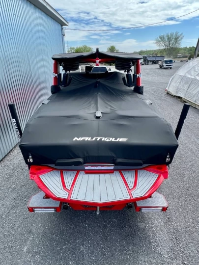 2022 SUPER AIR NAUTIQUE G23 + TOUTES OPTIONS $$$ + REMORQUE DLX + SEULEMENT 105 HR 