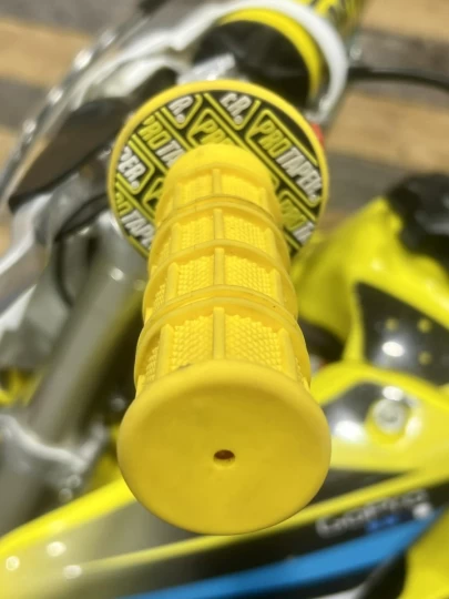 2021 SUZUKI RM 85 + 2 TEMPS  + ROUE 17'' & 14''+ MX-MOTOCROSS + RARE & CONDITION A1 