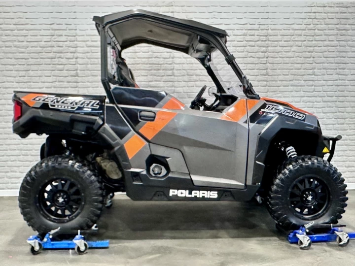 2018 POLARIS GENERAL 1000 EFI VERSION DELUXE + 4WD + E.P.S + AUDIO + FOX + MAGS + BIEN ÉQUIPÉE 