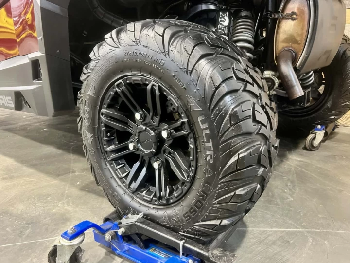 2021 POLARIS GENERAL 4 CREW EDITION DELUXE 1000 EFI + 4X4 + EPS + RIDE COMMAND GPS / AUDIO + FOX QS3 + 4 PASSAGERS 