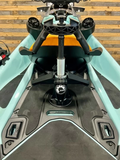 2023 BRP SEA-DOO WAKE 170 H.P + IBR + VTS + IDF + AUDIO PREMIUM + RACK + TOUR + 3 PASSAGERS + RARE & A1 