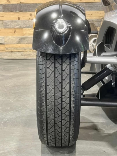 2011 BRP CAN-AM SPYDER RS-S + SM5 EMBRAYAGE MANUELLE A CLUTCH + 87790 KM + PAREBRISE GIVI 