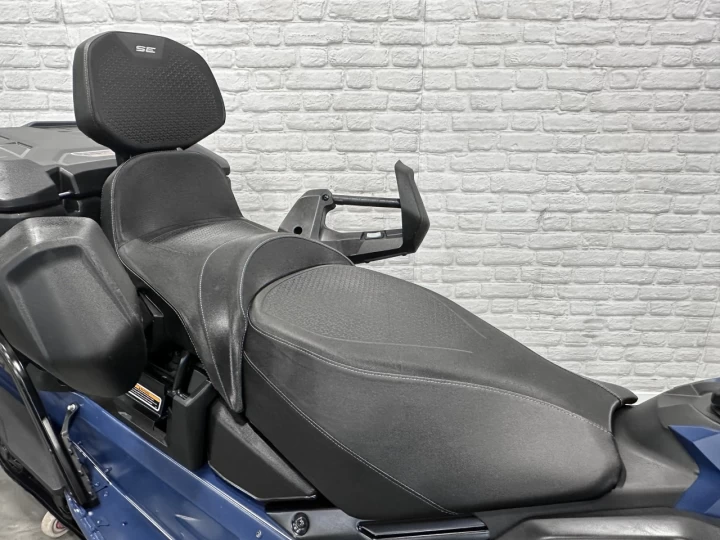 2025 BRP SKI-DOO EXPEDITION S.E 850 E-TEC EFI WT-WIDE TRACK 154'' X 20'' + 1809 KM SEULEMENT + BANC PASSAGER + COFFRE LINQ + RARE & A1 