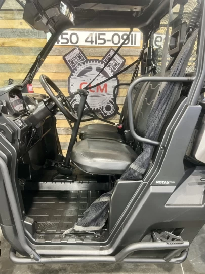 2018 BRP CAN-AM DEFENDER XT HD-10 + 4WD + DPS + BEAUCOUP D'ÉQUIPEMENTS $$$ + RARE & A1 