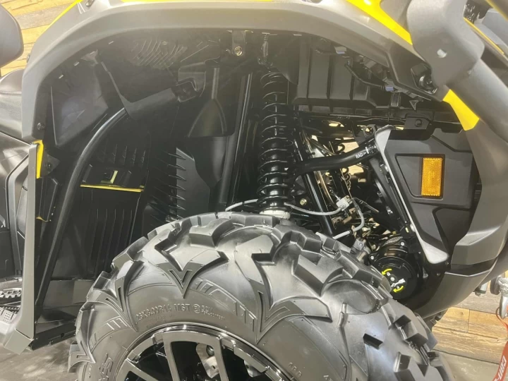 2024 BRP CAN-AM OUTLANDER MAX XT 700 EFI + DPS + 4X4 + SEULEMENT 348 KM + CONDITION A1 