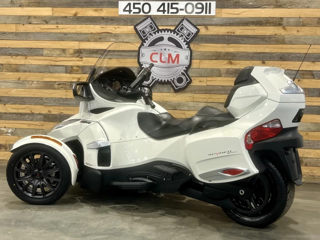 BRP CAN-AM SPYDER RT-S SE-6 (SEMI-AUTOMATIQUE) ROTAX 1330 cc EFI + SEULEMENT 25499 KM + RARE & A1  2017