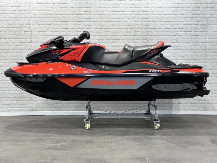 2016 BRP SEA-DOO RXT-X 260 H.P A/S PAR FOX + IBR + VTS + SEULEMENT 136 HR + 3 PASSAGERS + RARE & A1 