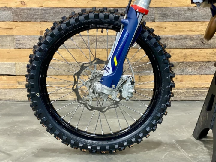 2022 HUSQVARNA FC 250 EFI MX-MOTOCROSS + 4 TEMPS + 136 HR 