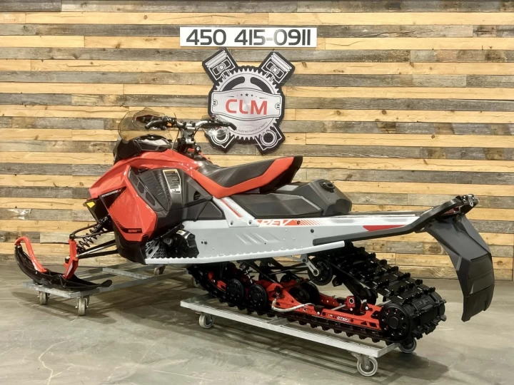2019 BRP SKI-DOO RENEGADE X 850 E-TEC EFI 137'' + REV GEN4 + 15609 KM + COULEUR RARE & A1 
