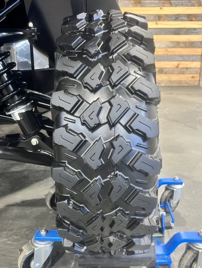 2025 BRP CAN-AM DEFENDER MAX CREW HD-10 LIMITED + 4WD + DPS + 650 KM SEULEMENT + 6 PASSAGERS + TOUTE ÉQUIPÉE+ RARE & A1 