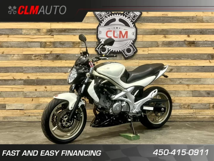 2009 SUZUKI SFV 650 GLADIUS + 51112 KM + PETITE PLAQUE $$$ + RARE & A1 
