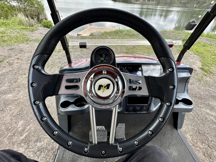 2024 MATRYX F4 - V.E CART DE GOLF ELECTRIQUE LUXUEUX A 4 PASSAGERS + TOUTE ÉQUIPÉE + RARE & A1 