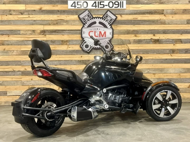 2015 BRP CAN-AM SPYDER F3-S + SE-6 (SEMI-AUTOMATIQUE) + SEULEMENT 28382 KM + CONDITION A1 