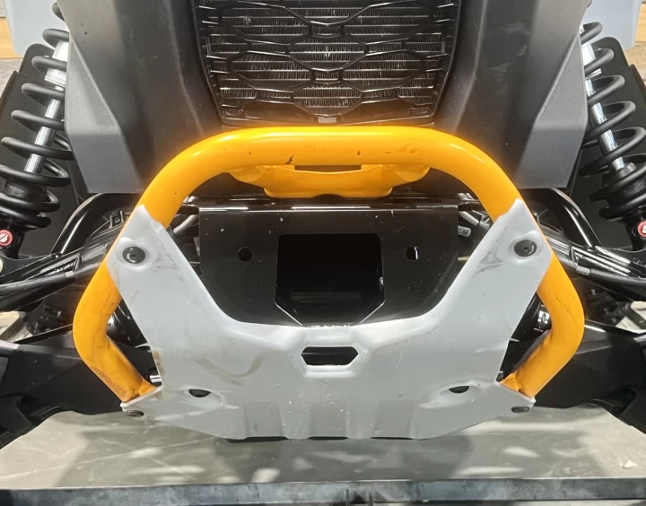 2025 BRP CAN-AM RENEGADE X-XC 1000R EFI + 4X4 + DPS + SEULEMENT 1083 KM + RARE & A1 