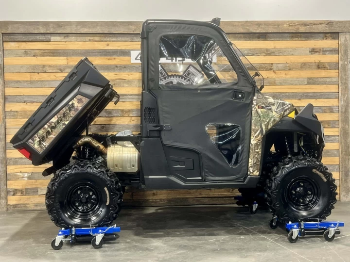 2017 POLARIS RANGER XP 1000 EFI + EDITION LIMITÉE HUNTER + 4X4 + E.P.S + SEULEMENT 4629 KM 