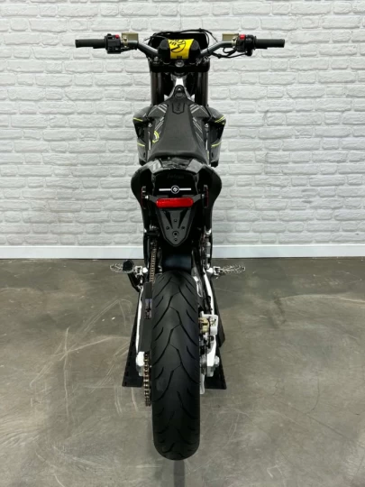 2023 SURRON STORM BEE 100% ELECTRIQUE + SEULEMENT 92 KM + RARE & A1 
