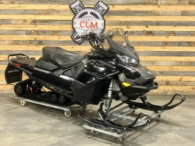 BRP SKI-DOO RENEGADE ADRENALINE 900 ACE EFI ITC 137'' + REV GEN4 + 10015 KM + CONDITION A1  2021