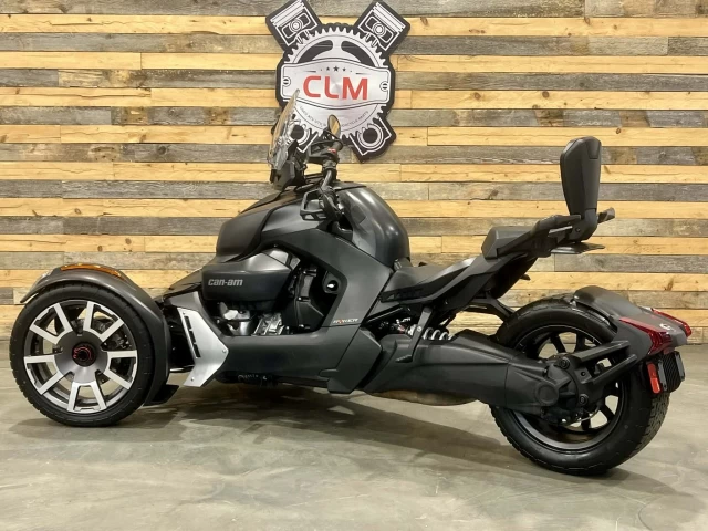 BRP CAN-AM SPYDER / RYKER 900 ACE EDITION RALLY _ PARE-BRISE + BANC PASSAGER + SUSPEMNSION KYB  2021