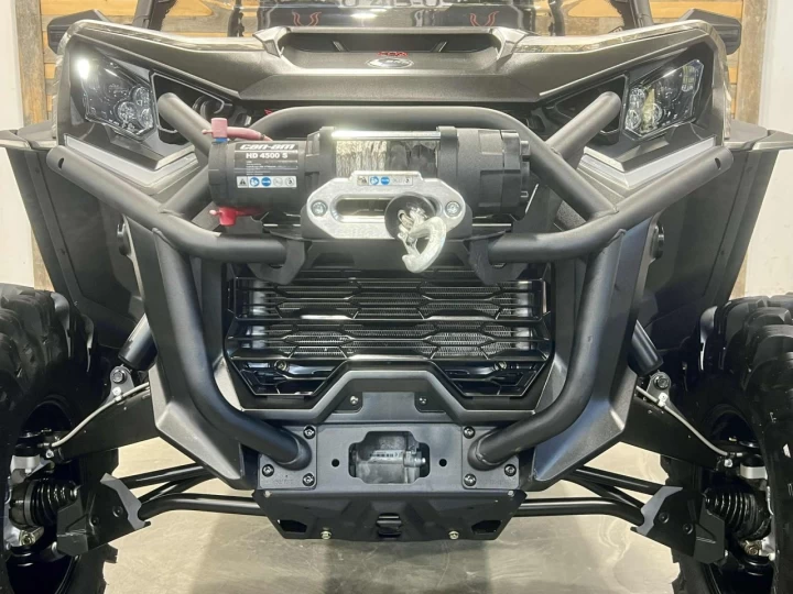 2023 BRP CAN-AM COMMANDER MAX CREW 1000R EFI + 4X4 + DPS + SEULEMENT 154 KM / 17 HR + 4 PASSAGERS + RARE & A1 